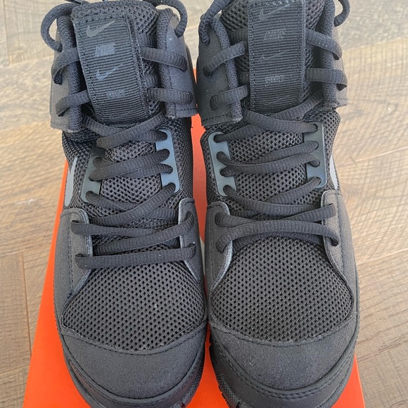 Nike Wrestling Shoes - Picture 2 of 2